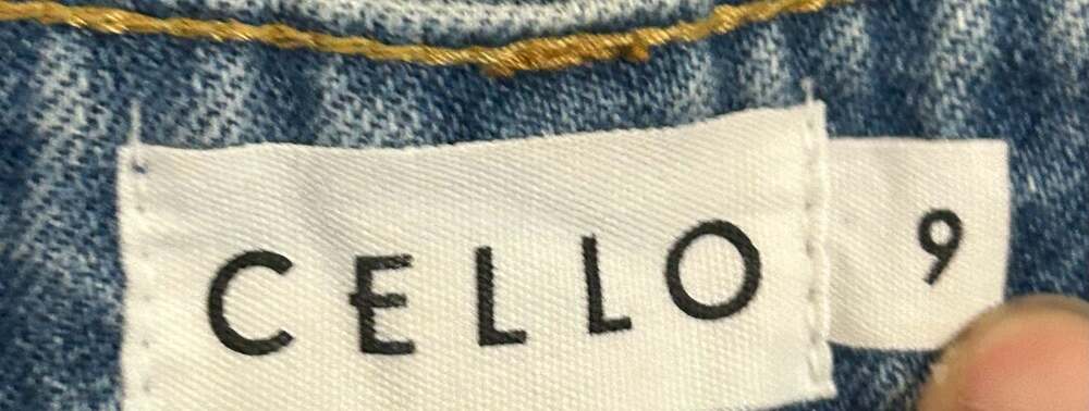 Cello Women's Junior Distressed High Waist Blue Jeans Style WV76990S-LTD Size 9 - Picture 2 of 8